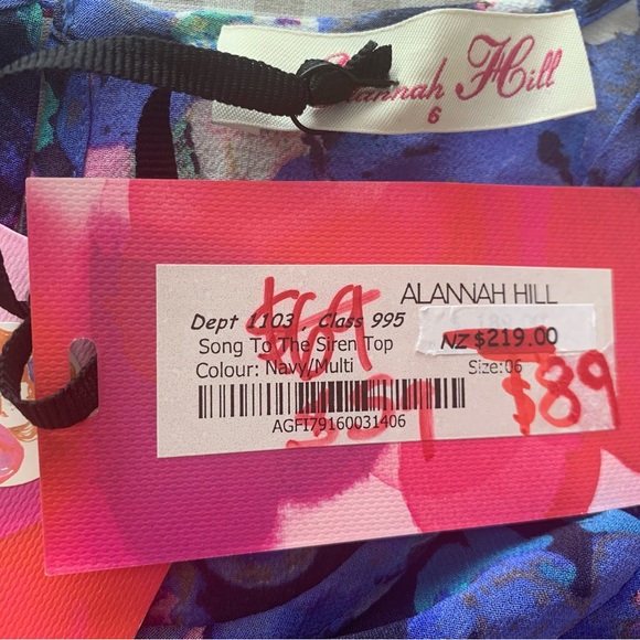 ✨Host Pick✨ Brand New Alannah Hill Navy Tops Size 6 - Picture 5 of 7